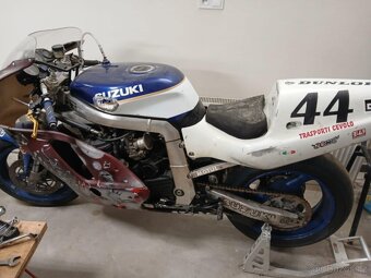 Suzuki gsx-r 750 - 3