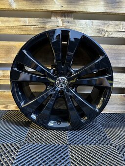 Volkswagen Passat B7, B8 - originální ALU disky 5x112 R18 - 3