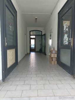 prodej obchodní prostory - 3