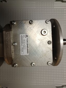 Motor Siemens s převodovkou TOS - 3