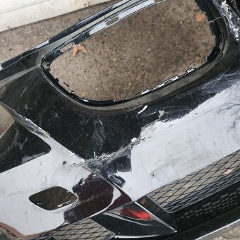 BMW e92 e93 Předni naraznik rok 2008 - 3