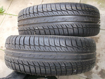 205/60 R15 - 3
