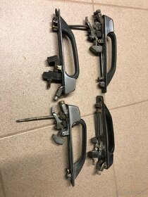 Kliky dveří Mercedes - Benz W123 - 3