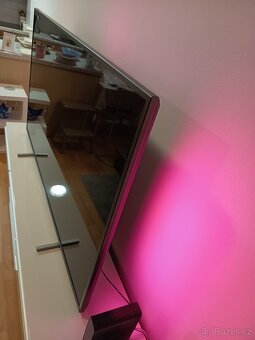 Philips 65PUS7805 - vadný panel - 3