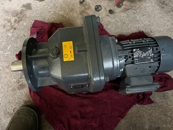 Prodám převodovku s elektromotorem NORD - 3