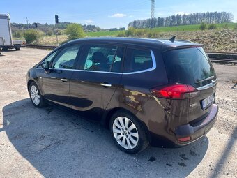 Opel Zafira tourer - 3