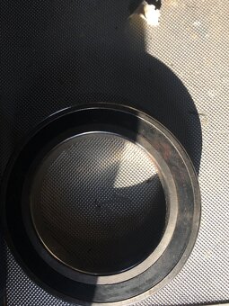 Prodam nove lozisko SKF - 3