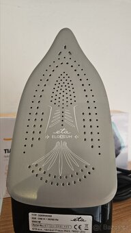 Žehlička ETA Tiara II 3269 90000 černá
- 3