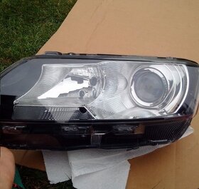 pravy levy svetla skoda rapid xenony - 3