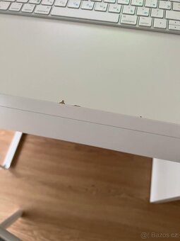 Psací stůl IKEA MICKE - 3