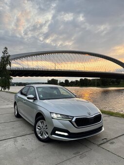 Škoda Octavia IV 2021 rok 2.0 tdi automat - 3