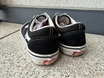 Unisex Vans Old Skool boty 40,5 - 3
