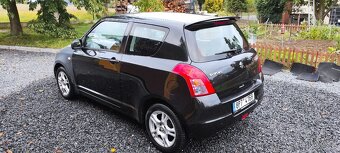 Suzuki Swift - 3