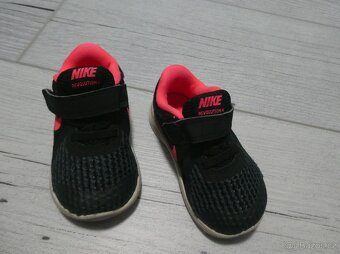 Dětské tenisky NIKE vel. 21 - 3