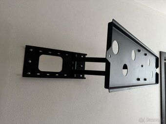 Stell polohovatelný držák na TV na stěnu - 3