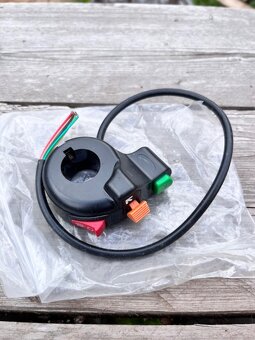 vypínač univerzální - světla blinkry klakson - 3