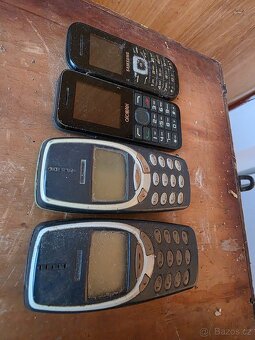 Nokia 3310 - 3