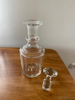 Stará velká karafa - 3