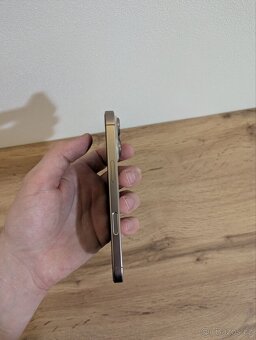 Prodám Apple iPhone 16pro/128 GB - skvělý stav - 3