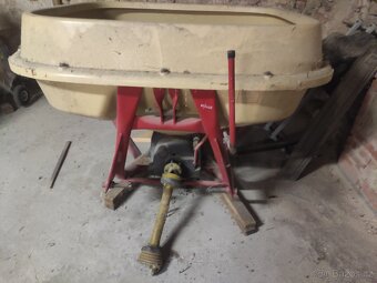 Rozmetadlo hnojiva Vicon - 3