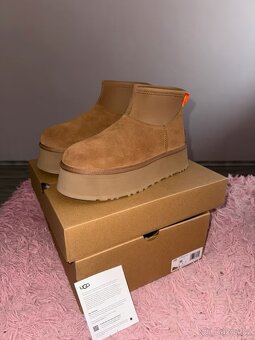 UGG válenky - 3