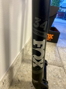 Fox rythm 34 - 3