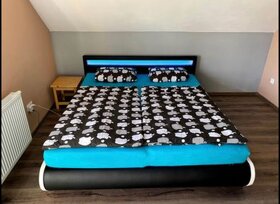 Čalouněná postel s LED osvícením a úložným prostorem 180x200 - 3
