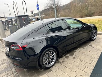 Tesla Model 3 2023 - 3