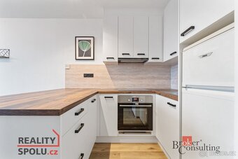 Pronájem, byty/1+kk, 30 m2, třída Edvarda Beneše 1546/40, No - 3