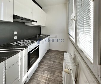 Pronájem bytu 1+kk, 26m2, P9 - Prosek, ul.Českolipská, M Stř - 3