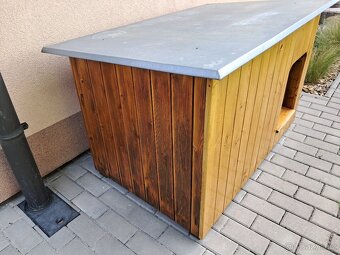 Dřevěná psí bouda - 3