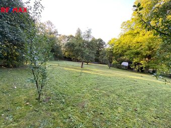 Prodej pozemku 1 621 m2 lukrativní obec v KV. - 3