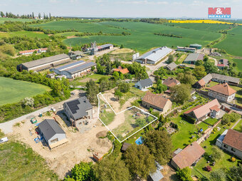 Prodej pozemku k bydlení, 890 m², Malíkovice - 3