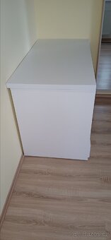 Stůl Ikea bílý plus šuplíky - 3