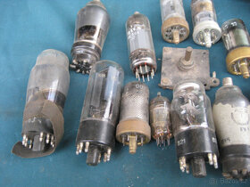 Staré lampy elektronky komplet - 3