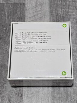 Apple Airpods 4 generace (ANC) - 3