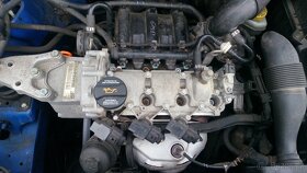 VW Polo 1,2 HTP, 1.4 16V 55kW r.v. 2004 - náhradní díly - 3
