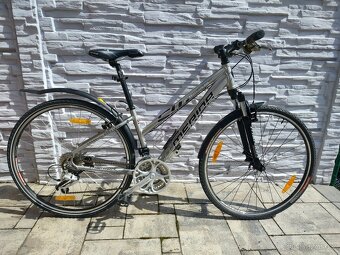 Prodám dámské trekové kolo Merida Crossway 300 - 3