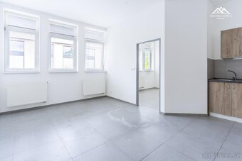 Pronájem bytu 2+kk, 46 m2, Hlinsko, ul. Adámkova třída - 3