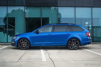 Škoda Octavia Combi 2.0 TDI RS DSG 4x4 Modrá - 3