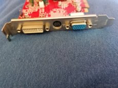 ATI Radeon X550 - 3