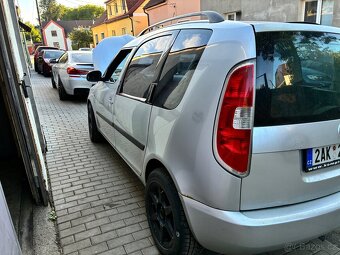 Škoda Roomster 1.9 TDI – pojízdná, na opravu nebo díly - 3