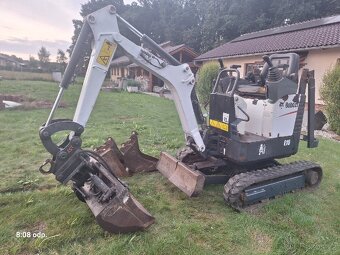 Bobcat E10 - 3