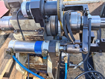 vřeteník-vřeteno - 3