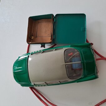 retro TATRA 603 z r. 1967, hračka - 3