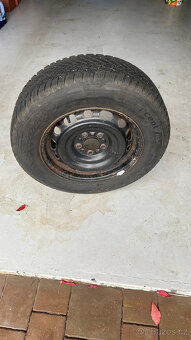Sada zimních pneumatik (215/65 R16) - 3