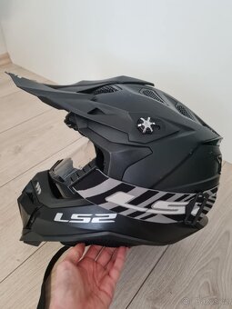 Enduro/Cross helma na motorku LS2 MX700 - 3