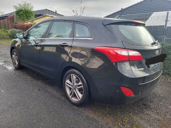 Hyundai i30 1,6 99kW - 3