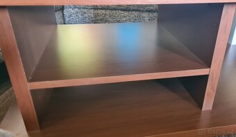 Masivní konferenční stůl, stolek s košíkem - 3