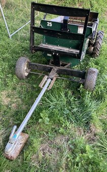 Zánovní koňské rozmetadlo 1t i za čtyřkolku / auto - 3